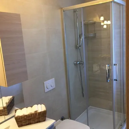 Apartament Coresi *