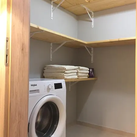 Apartament Coresi Apartment *