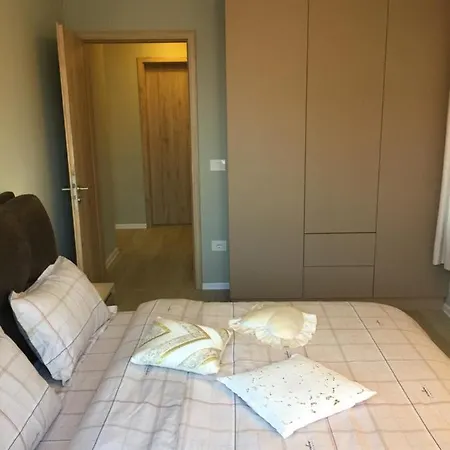 Apartament Coresi